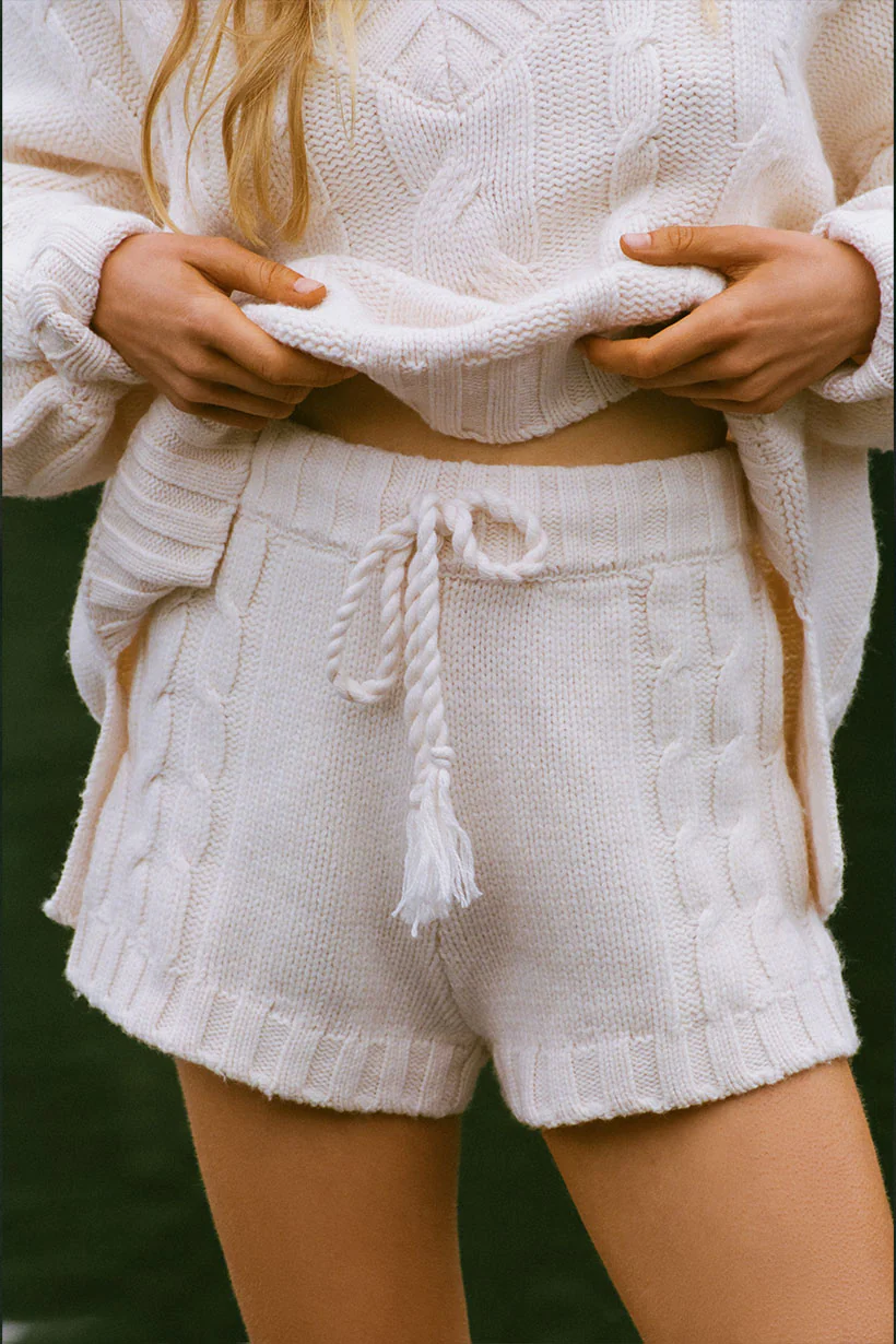 Cosy Campfire Knit Short - Image 2