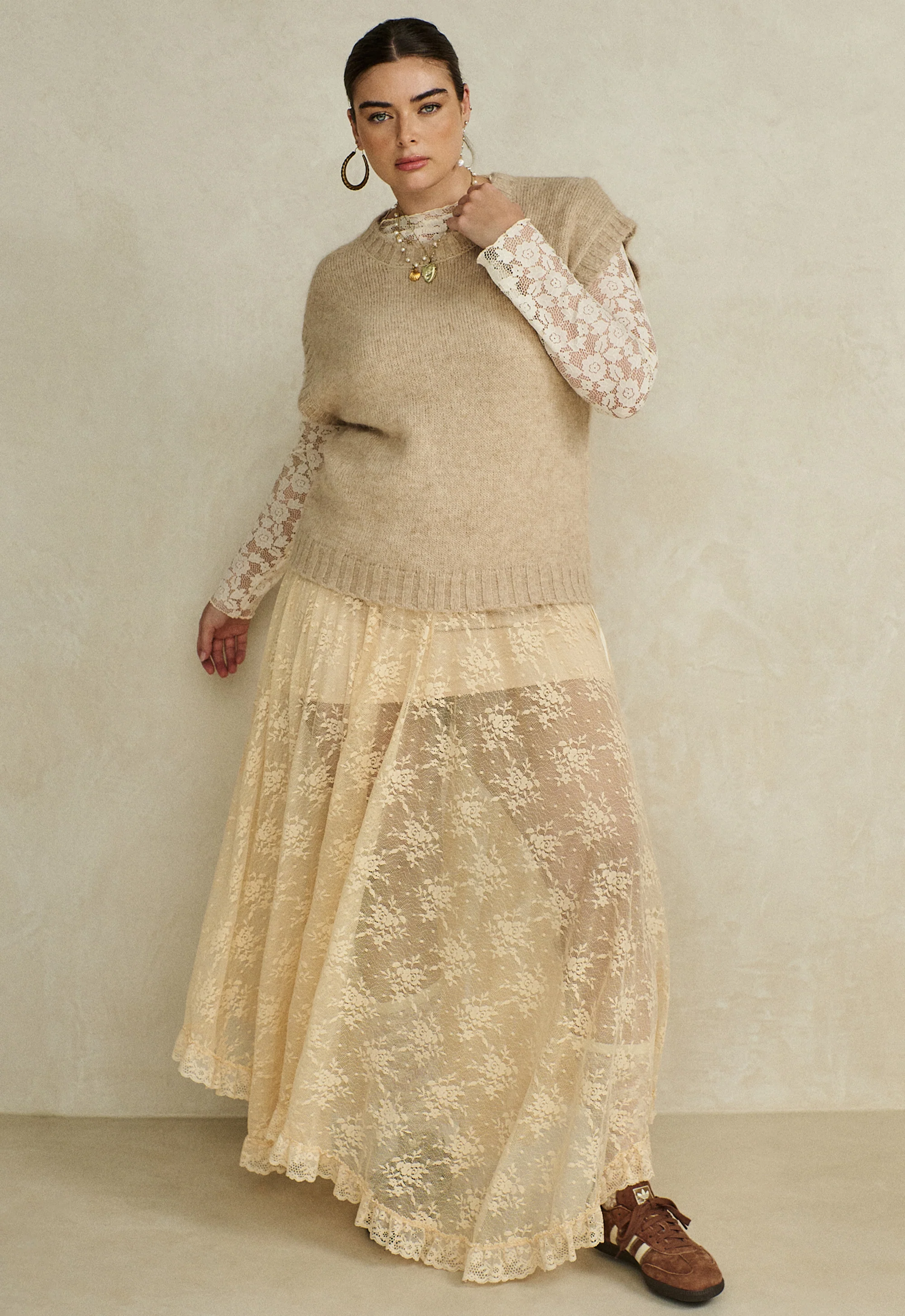 Labyrinth Lace Maxi Skirt - Image 7