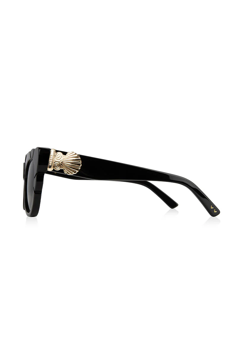 Marilyn with Solid Grey Lens - Image 8